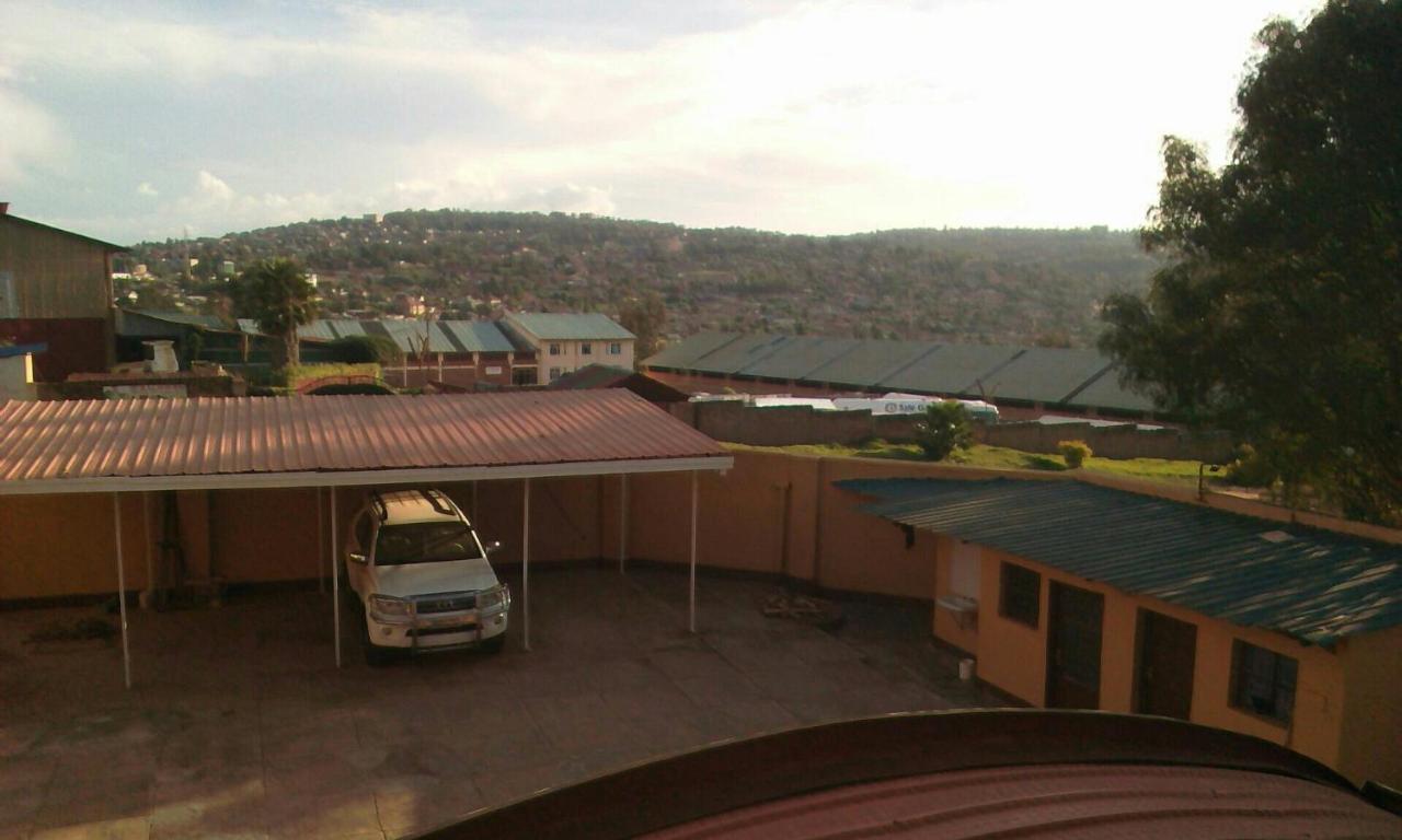 Greenpage Suites Kigali Esterno foto